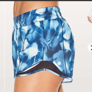 Lululemon hotty hot short 4inch